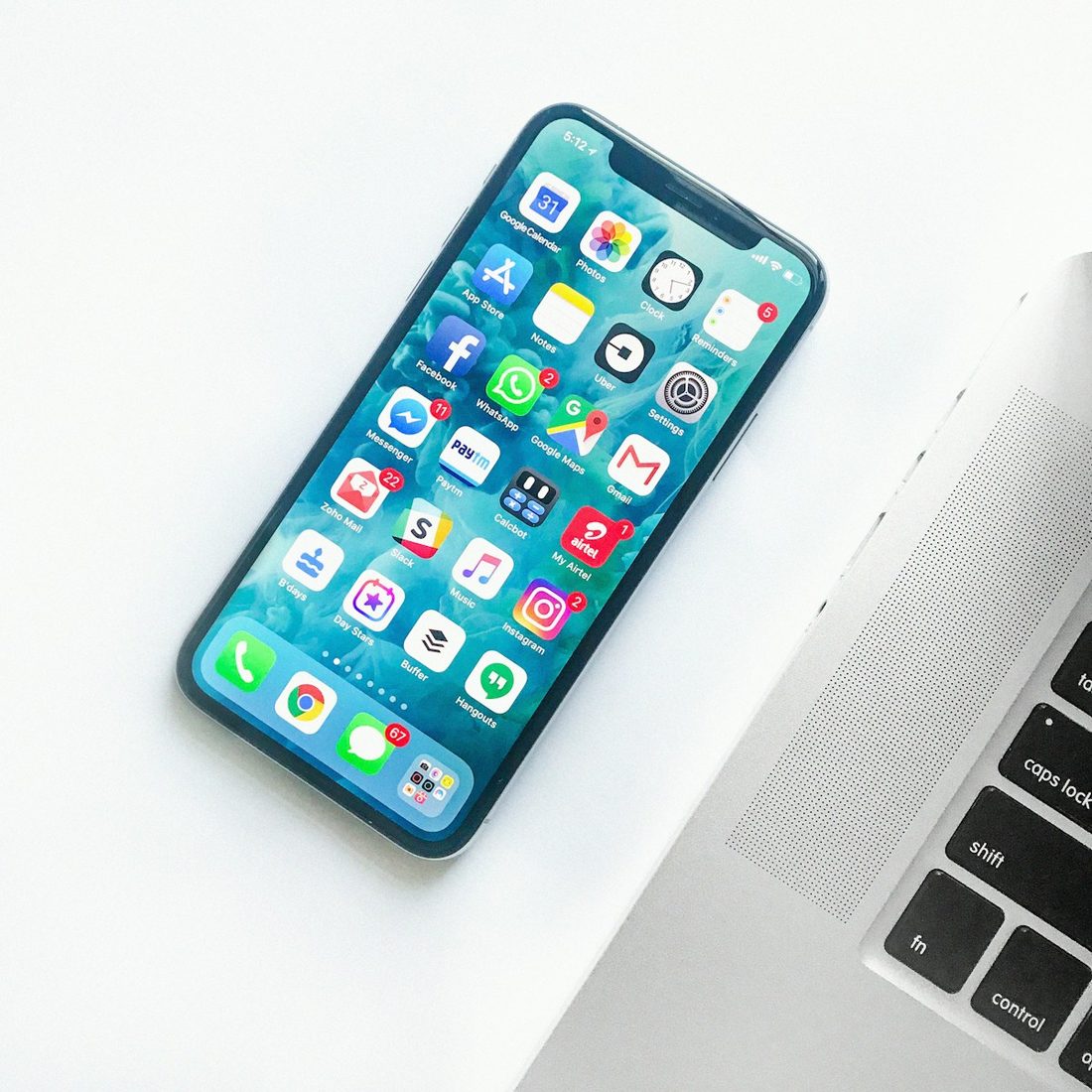 AOA体育 APP 赛程与赛事列表界面示意